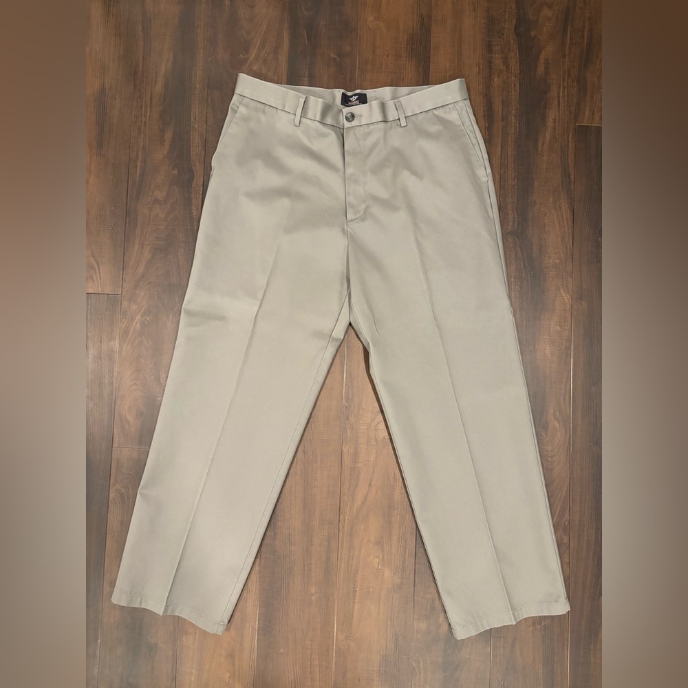 Dockers Signature Khaki - Classic Fit